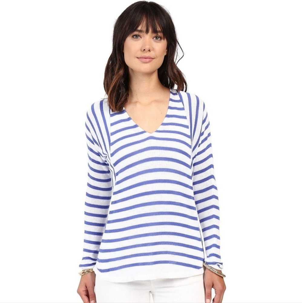 Lilly Pulitzer Blue and White Striped V-Neck Sweater